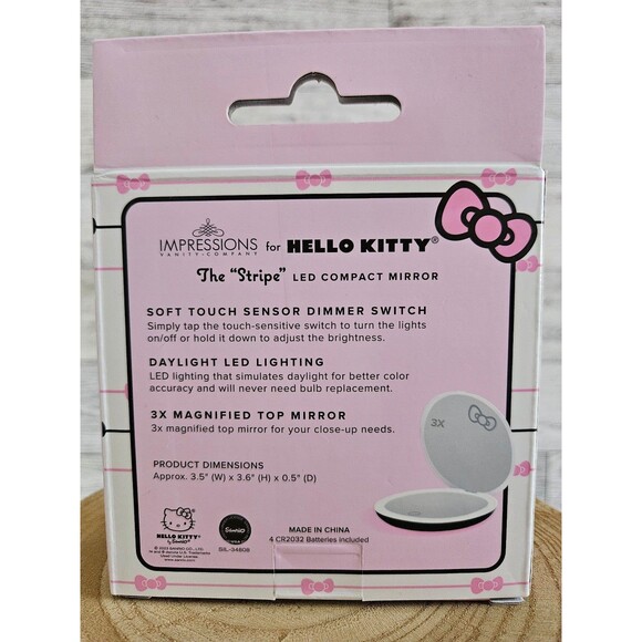 Impressions Hello Kitty Striped Compact Mirror New In The Box - Picture 3 of 4
